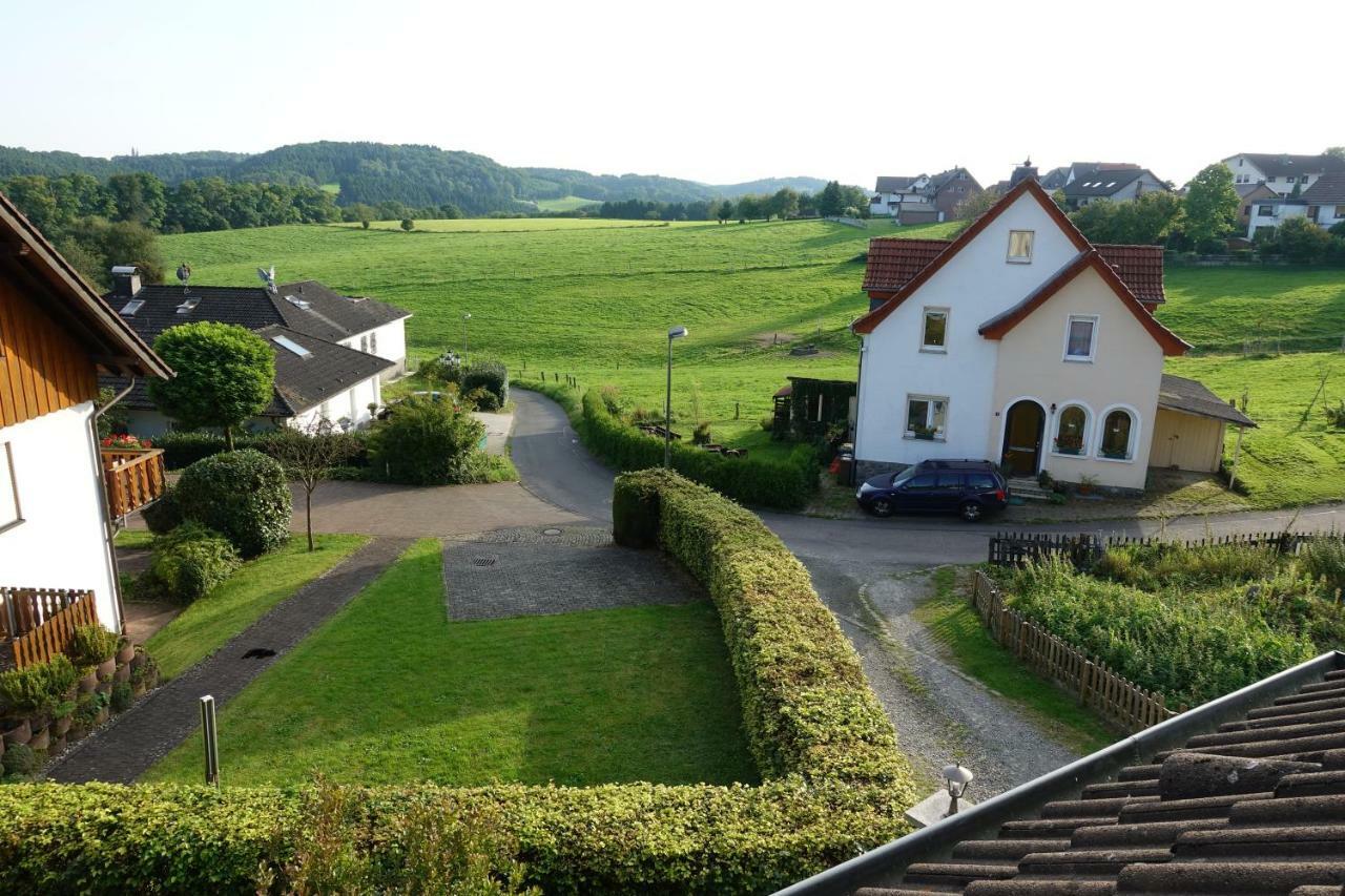Ferienwohnung Lindlar-Linde Exterior photo