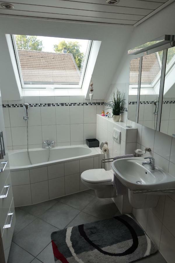 Ferienwohnung Lindlar-Linde Exterior photo